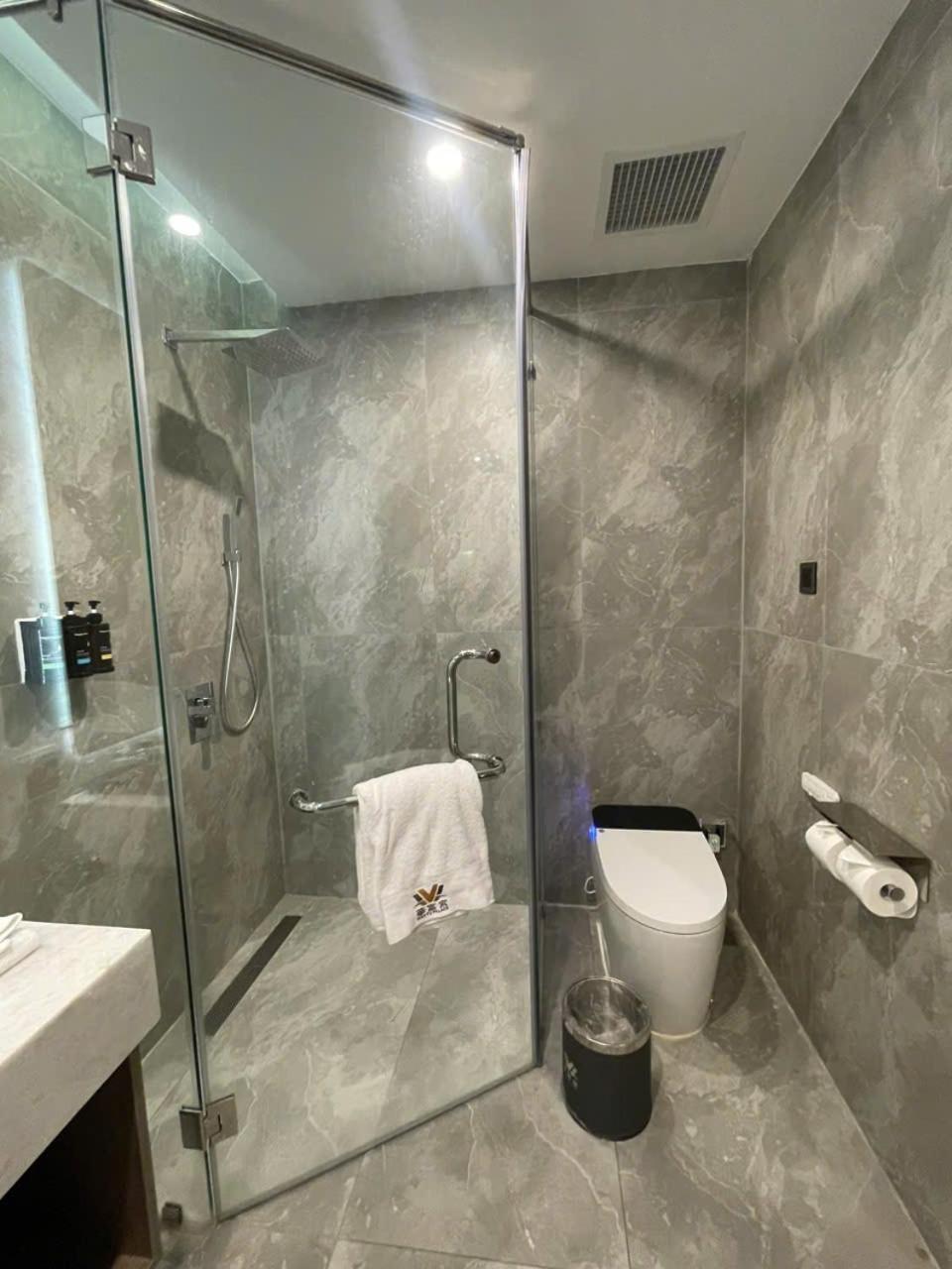 Wah Fu Hotel Thành Pho Ho Chí Minh Esterno foto