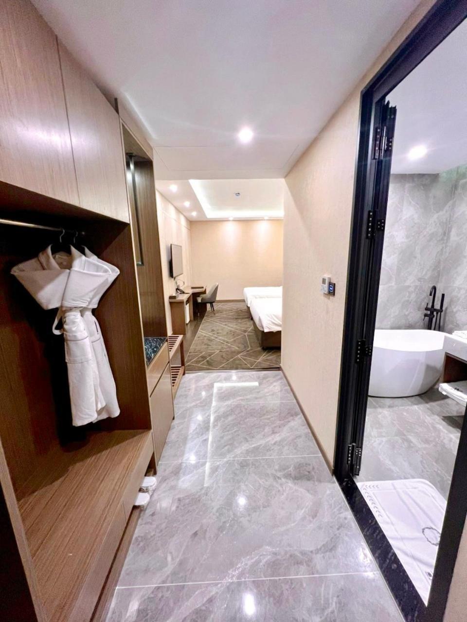 Wah Fu Hotel Thành Pho Ho Chí Minh Esterno foto